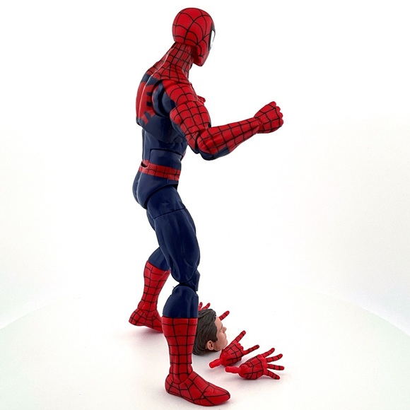 Hasbro Marvel Legends Renew Your Vows Spiderman - Picture 5 of 9